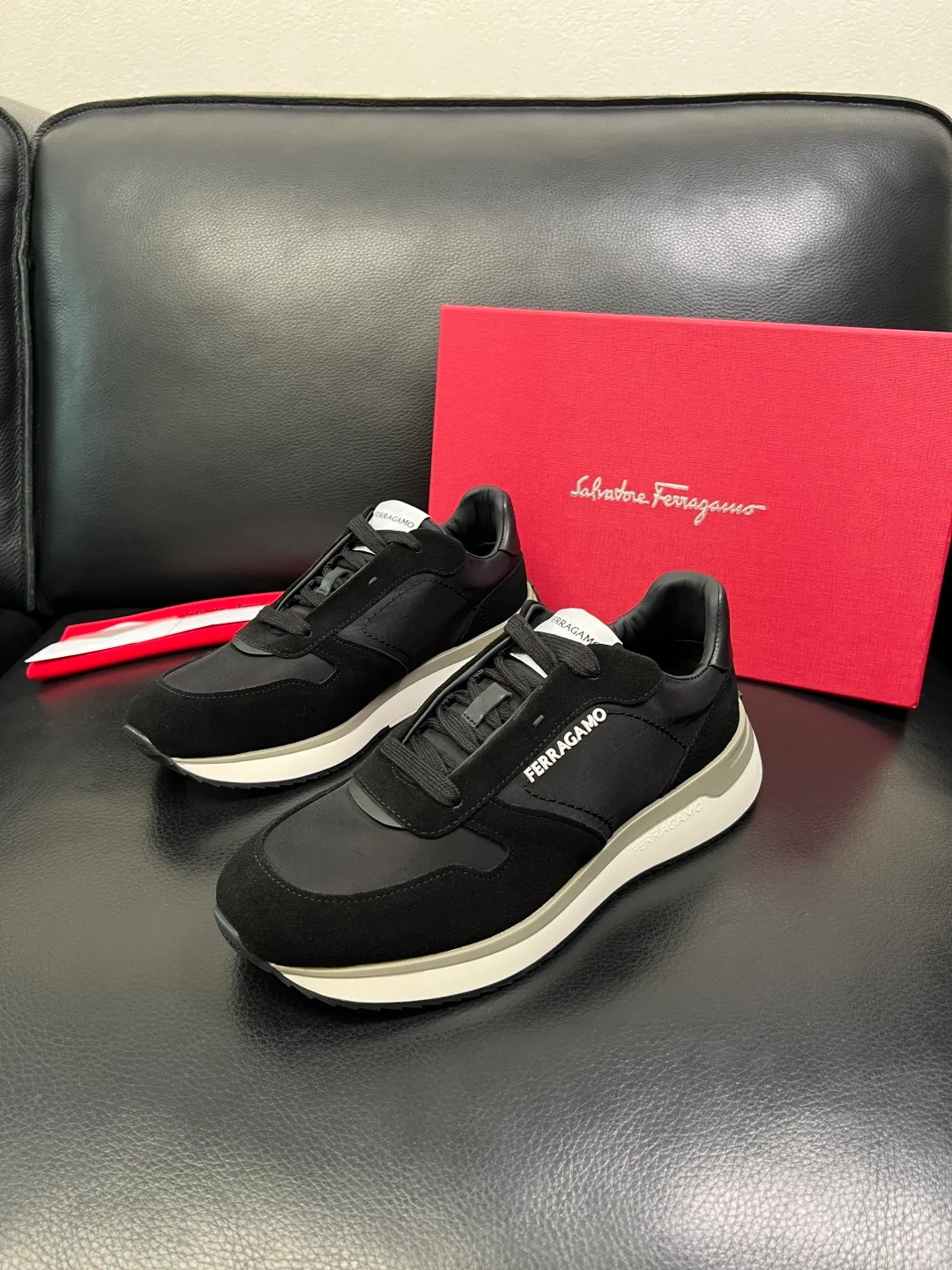 Men's shoes 💰780 Ferragamo High quality top handicrafts Ferragamo counters sell original factory configuration at the same time, imported original cowhide from Italy, imported water-dyed cow lining, soles: original factory special original soles are super comfortable, original factory and single goods, welcome to compare at the same time at the counter, code number 39-44 (customized 38 45)